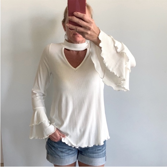 Choker Neck, Bell Sleeve Tunic Top - Picture 2 of 6